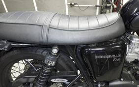 TRIUMPH BONNEVILLE T100 2014