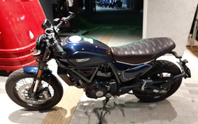 DUCATI SCRAMBLER NIGHT SHIFT 2023 7K00