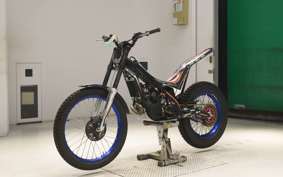 SCORPA TY-125 2022