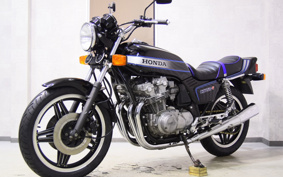 HONDA CB750 1982 RC04