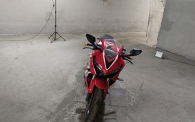 HONDA CBR650R RH03