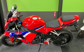 HONDA CBR600RR ABS 2025 PC40