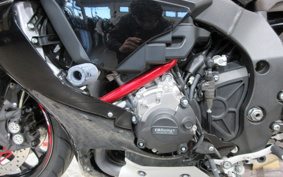YAMAHA YZF-R1 2015 RN39