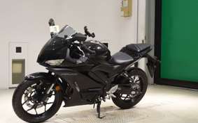 YAMAHA YZF-R25 A 2022 RG74J