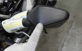 HONDA CB650R E-Clutch 2026 RH17