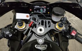 YAMAHA YZF-R1 M 2025 RN65J