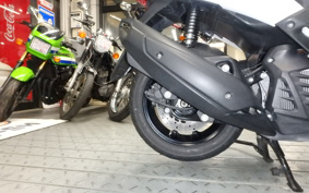 YAMAHA N-MAX155 ABS SG50J