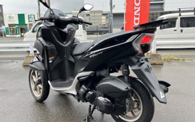 YAMAHA TRICITY 125 SE82J