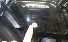 HONDA VT750S 2010 RC58