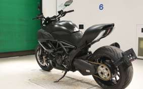 DUCATI DIAVEL DARK 2013