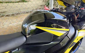 SUZUKI GSX-R1000 2005 B6121