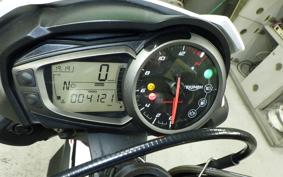 TRIUMPH STREET TRIPLE S 2020