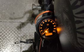 HARLEY XL883N 2017 LE2