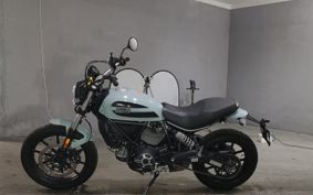DUCATI SCRAMBLER SIXTY2 2018 KA00A