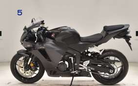 HONDA CBR600RR 2024 PC40