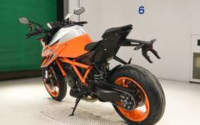 KTM 1290 SUPER DUKE R EVO