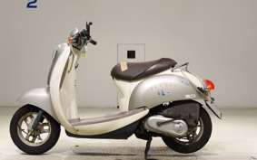 HONDA CREA SCOOPY I 2013 AF55