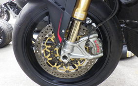 MV AGUSTA F4-RR 2013