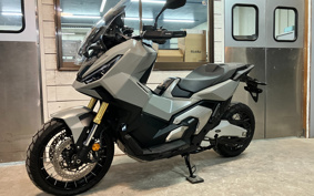 HONDA X-ADV 750 2025 RH21