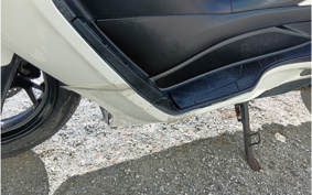 HARLEY XL883N 2013 LE2