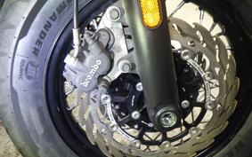 TRIUMPH BONNEVILLE BOBBER 2024