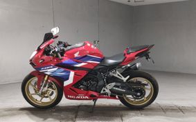 HONDA CBR250RR MC51