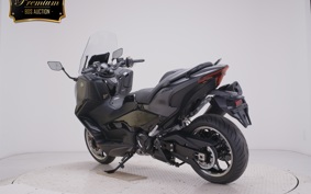 YAMAHA T-MAX 560 T 2026 SJ21J