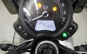TRIUMPH STREET TWIN 2020