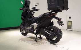 HONDA X-ADV 750 2026 RH21