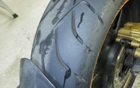 TRIUMPH STREET TRIPLE R 2011