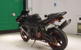 YAMAHA YZF-R1 2004