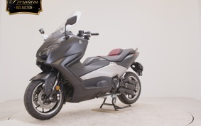 YAMAHA T-MAX 560 2026 SJ21J