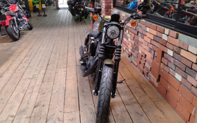 HARLEY XL883N 2016 LE2