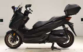 HONDA FORZA 250 MF17