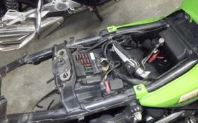 KAWASAKI ZRX400 ZR400E