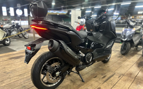 YAMAHA T-MAX 560 A TECHMAX 2025 SJ21J