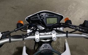 YAMAHA SEROW 250 DG17J