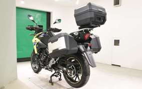 SUZUKI Vｽﾄﾛｰﾑ250A 2019