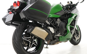 KAWASAKI NINJA H2 SX SE 2018 ZXT02A