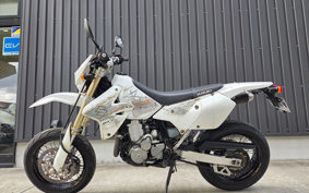 SUZUKI DR-Z400SM 2009 SK44A