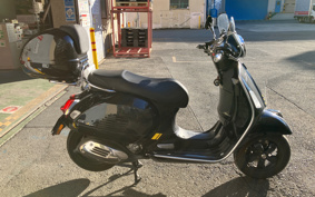 VESPA GTS SUPER TEC 300 2023 RP8M45