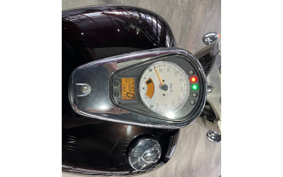 SUZUKI  INTRUDER  CLASSIC 400 YELLOW YA -STROKE W 2014 VK56A