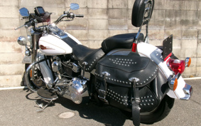 HARLEY HARLEY FLSTC 2006 BW5