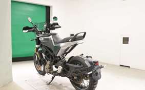 HUSQVARNA SVARTPILEN 401 2021