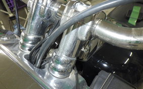 HARLEY FLBS 1870 2023
