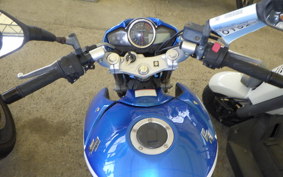 SUZUKI GSR250