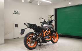 KTM 390 DUKE 2022