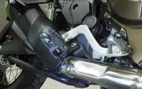 HONDA CRF1000L AFRICA TWIN 2018 SD04