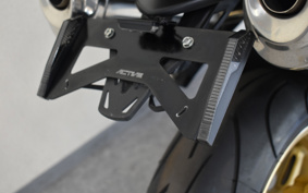 TRIUMPH STREET TRIPLE R 2010 TMD416