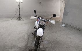 SUZUKI DJEBEL200 SH42A